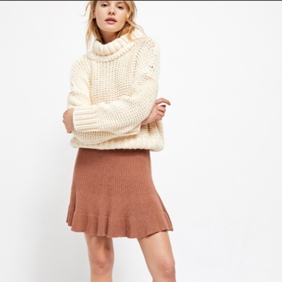 Free People Dresses & Skirts - Free People Solid Gold Knit Skirt in Brown size Small